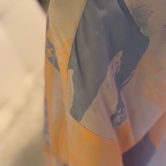 Stylish Men’s Orange and Blue Top - Picture 5 of 6